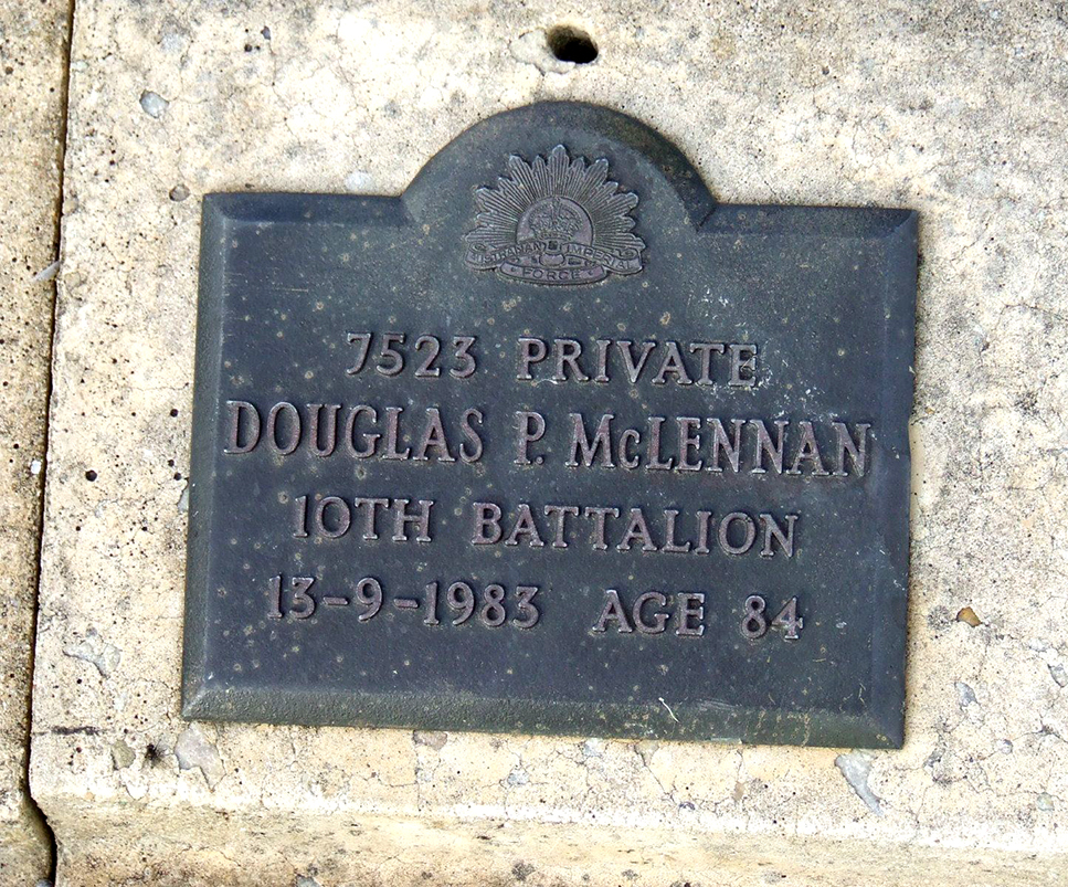 Photo of headstones/Douglas P McLennan d1983 hdstn Pasadena Centennial Park cem SthAust